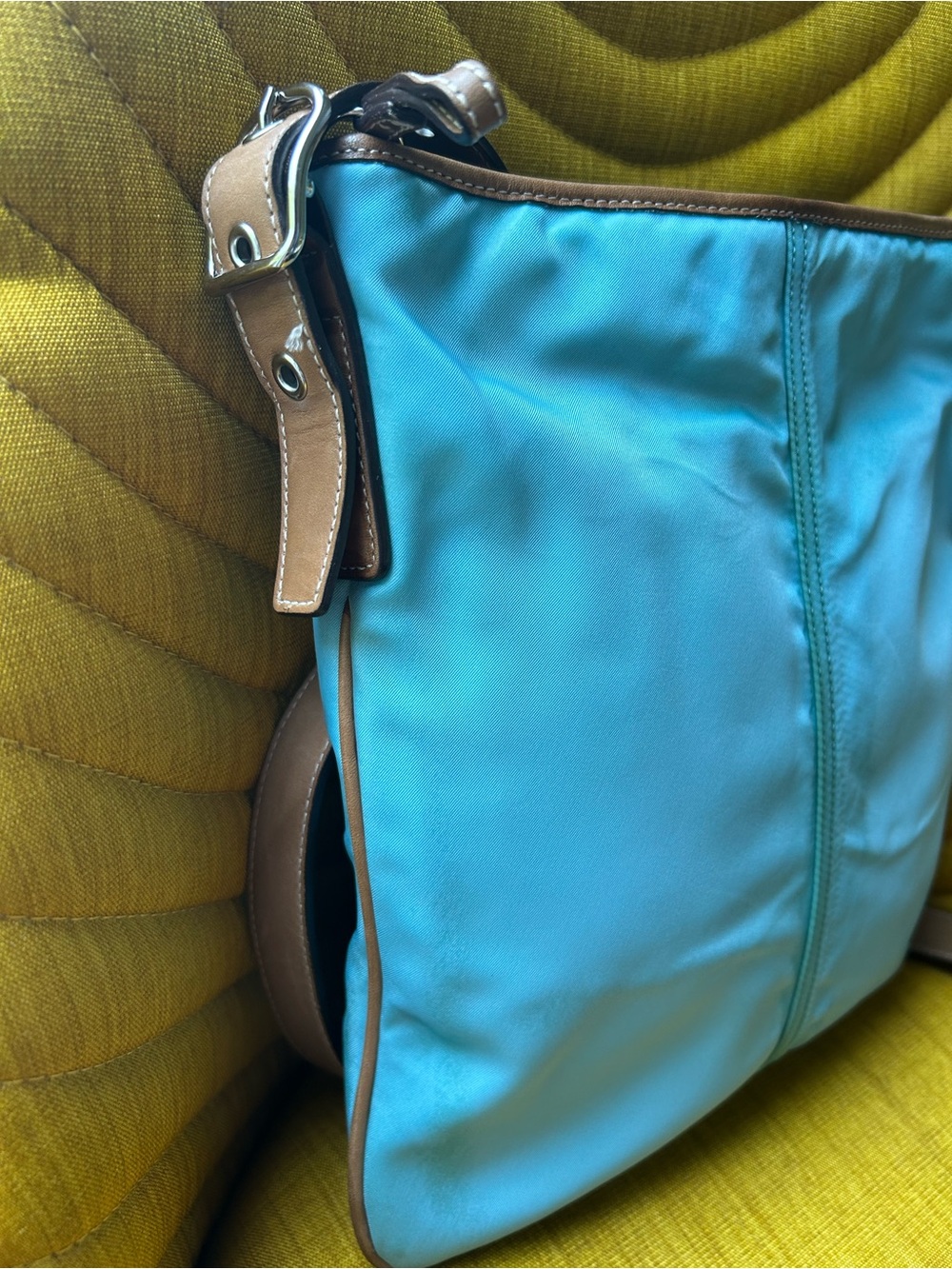 Coach Vintage File Turquoise Crossbody Bag with Tan Trim very Rare 2003 - Picture 6 of 15
